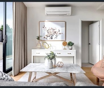 Immaculate Karrina Apartments - Photo 2