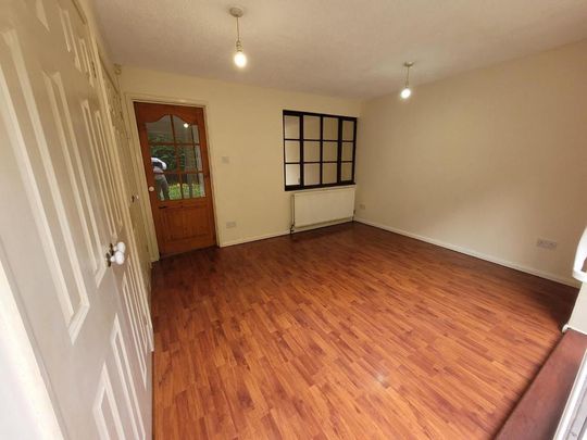 4 bedroom detached house to rent - Photo 1