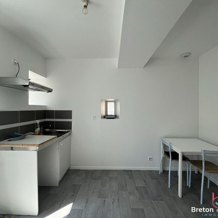 Location Appartement 1 pièce 25m² - Photo 3