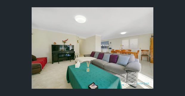Charming Carina Home - Photo 1