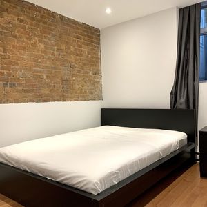 Downtown - Superb 3 1/2 Furnished - Photo 2