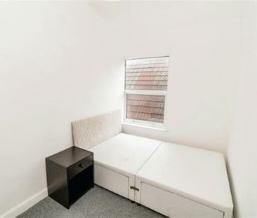 Darwin Road, SO15 - Photo 3