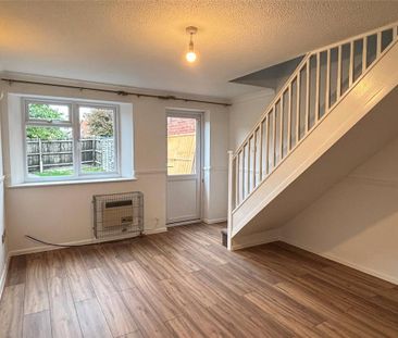 2 bedroom terraced house to rent - Photo 3