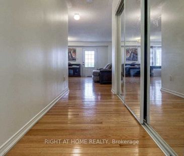 Townhouse For Lease | E8137314 - Photo 4