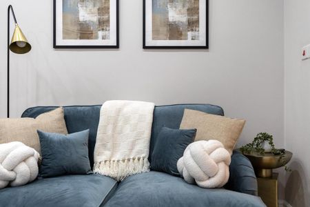 1 bedroom serviced apartment to rent - Photo 5