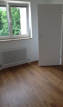 4-Zimmer Wohnung mit Balkon am Zollberg. Ideal für Familien! - Foto 1