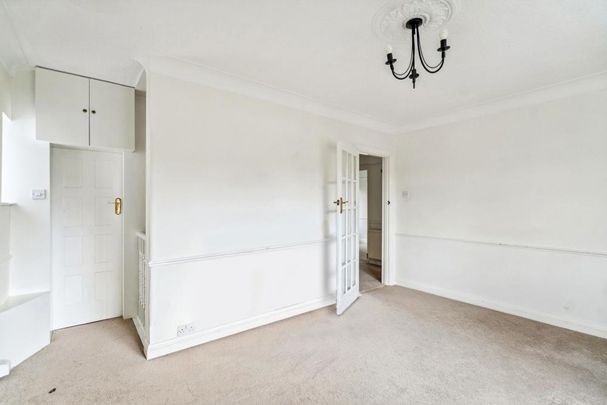 2 bedroom maisonette to rent - Photo 1