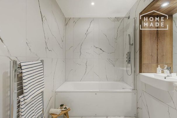 3 bedroom flat to rent - Photo 1