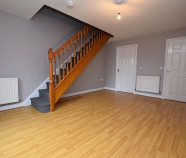 2 bedroom end of terrace house to rent - Photo 5