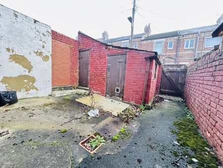 2 bedroom terraced house to rent - Photo 5