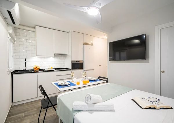 Calle de El Toboso, Madrid, Community of Madrid 28019