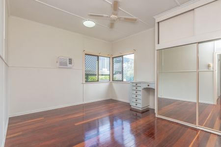 14 Herne Road, Scarborough QLD 4020 - House For Rent - $550 | Domain - Photo 5