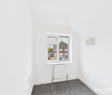 3 bedroom Semi-detached House - Crawford Road, Hatfield - Photo 2