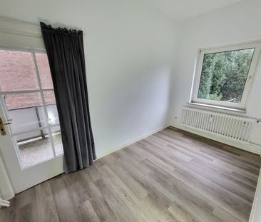 Nähe Kurpark: 2,5-Zimmer-Wohnung mit Loggia und 1/2 Zusatz-Zimmer i... - Foto 1