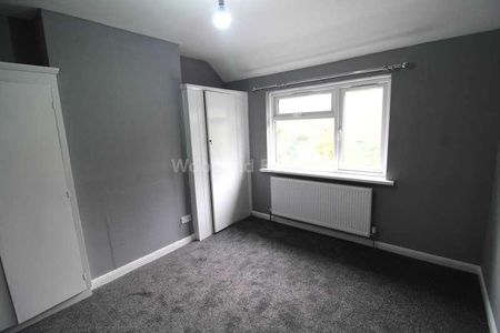 Long Lane, Uxbridge, UB10 - Photo 3