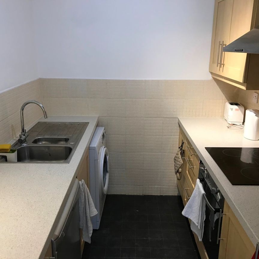 1 Bed Flat, Dudley Court, M16 - Photo 1