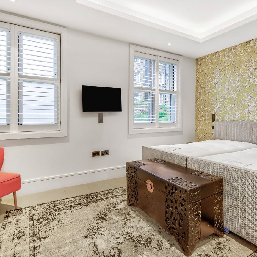 Park Walk, London, SW10 - Photo 1