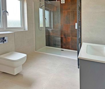 4 bedroom detached house to rent - Photo 6