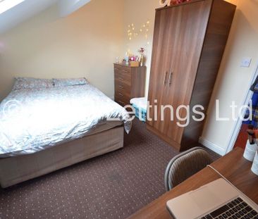 4 Bedroom Mid Terraced House for rent in Ashville Avenue - Photo 4