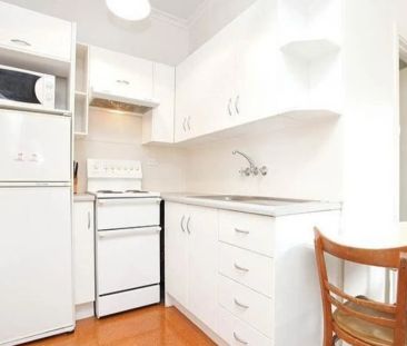 1 Bedroom Apartment in Prime City Location - Photo 5