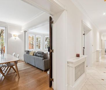 4 bedroom flat to rent - Photo 1