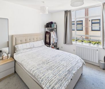 Churchfield Road, Chalfont St. Peter, Gerrards Cross,SL9 - Photo 4