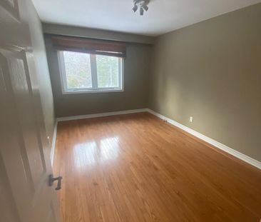 For Lease - 40 Sunnycrest Road, Toronto, Ontario - Photo 6