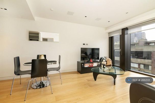 1 bedroom flat to rent - Photo 1