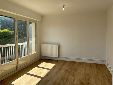 Location Appartement 2 pièces 59m² - Photo 3