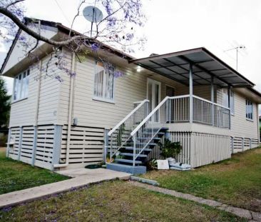 “Comfortable Family Home in Quiet Inala Location” - Photo 4