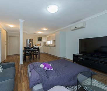 Renovated Duplex! - Photo 2