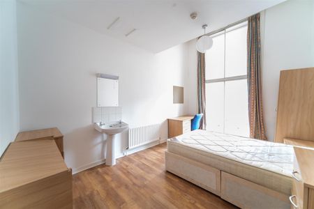 6 bed apartment to rent in Clayton Street West, City Centre, NE1 - Photo 4