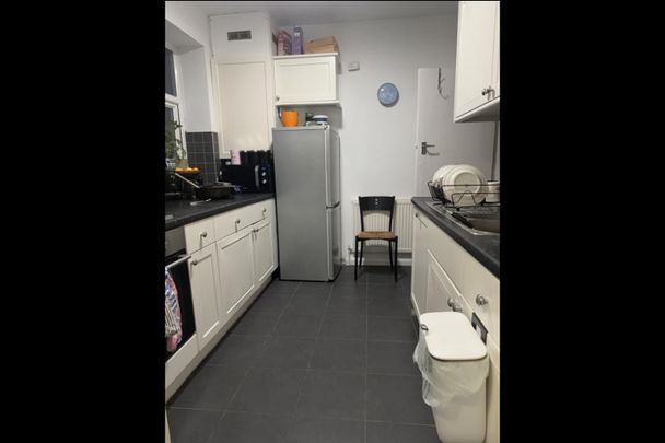 Room in a Shared Flat, Oakleigh Road North, N20 - Photo 1