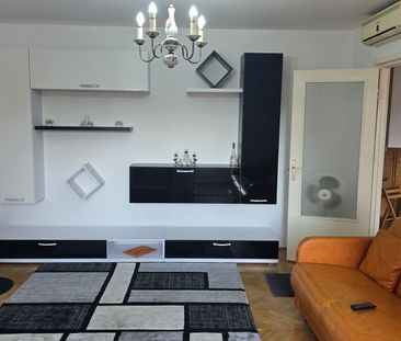Inchiriez apartament 2 camere Deva, Mihai Viteazu (Piata), etaj 3 - Fotografie 2