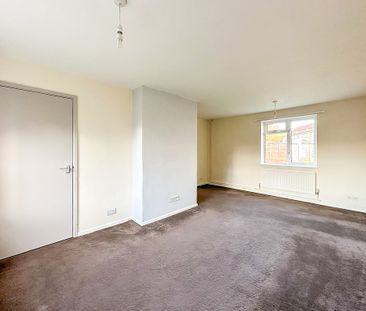 Bedford Close, Wyton, Huntingdon - Photo 3