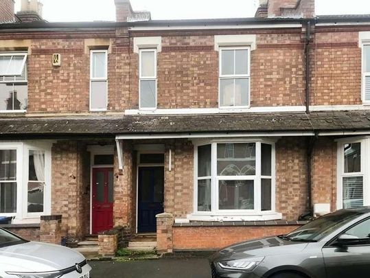 Camberwell Terrace, Leamington Spa, CV31 - Photo 1