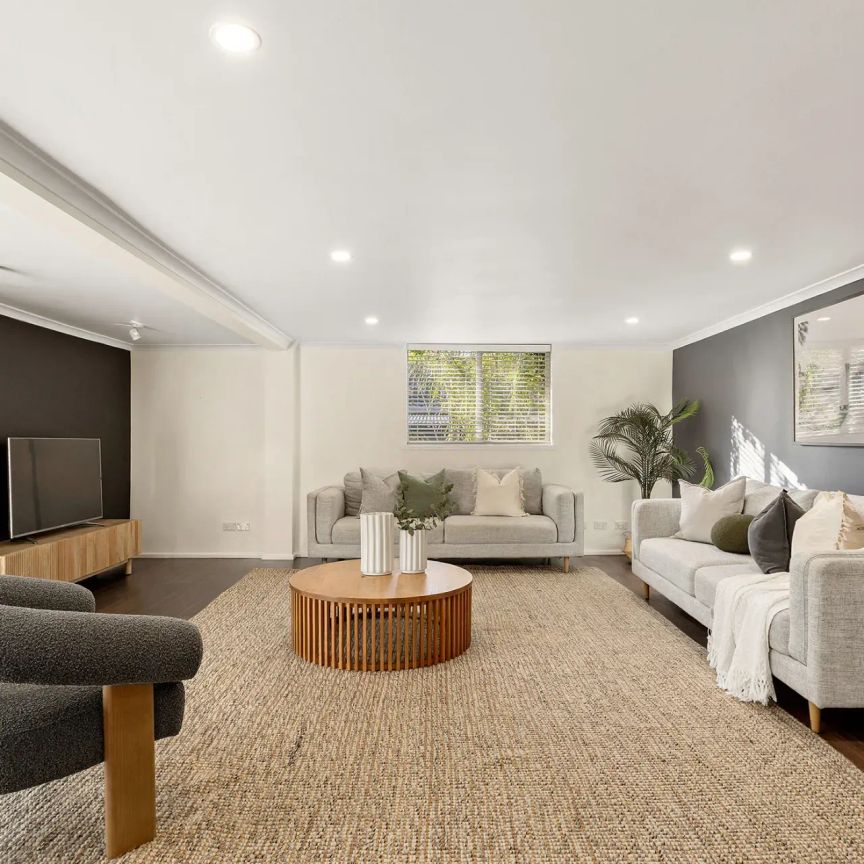 Large family home neighbouring a reserve - Photo 1