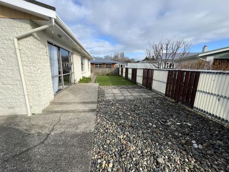 Windsor Townhouse - Photo 5