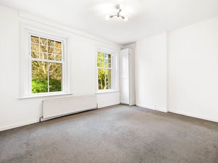 Ref: GK - Stanstead Road - Photo 2