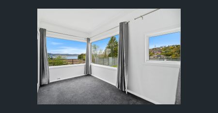 Large Family Home with Superb Views - Photo 5