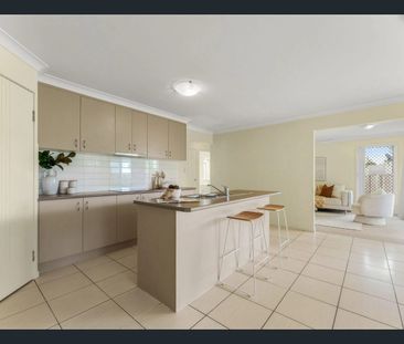 Well-Presented Family Home in Quiet Bellbird Park Location - Photo 6