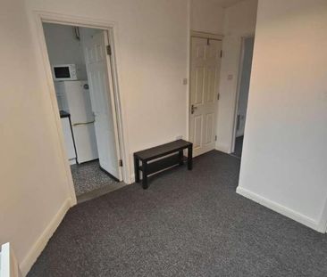 Selworthy Road, Holbrooks, Coventry, CV6 - Photo 4