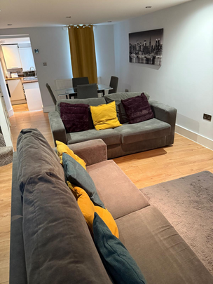 2 bedroom cottage to rent - Photo 1