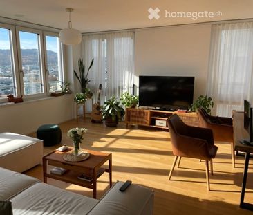 Furnished 3.5 Room Apartment | 16th Floor | Zurich Altstetten | Temporary - Photo 1