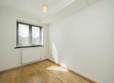 Woodstock Avenue - Photo 3