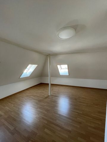 Grosszügige Dachwohnung in Zürich-Oerlikon - Foto 5