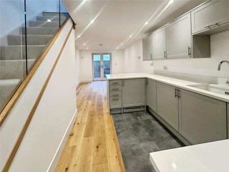 1 bedroom end of terrace house to rent - Photo 4