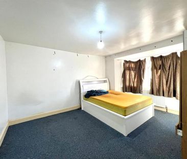 5 bedroom terraced house to rent - Photo 4