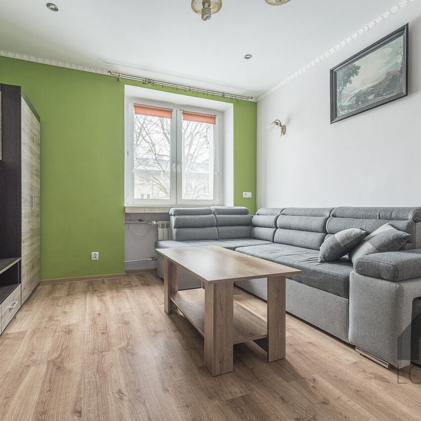 Piękne i wyposażone mieszkanie dwupokojowe na osiedlu Stałym w Jaworznie do wynajęcia | Spacer 3D - Zdjęcie 1