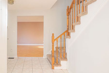 For Lease - 10 Braidwood Lake Road, Brampton, Ontario - Photo 2